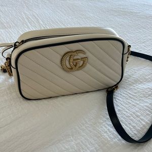 Authentic Gucci Mormont 2 Azalea crossbody white and blue